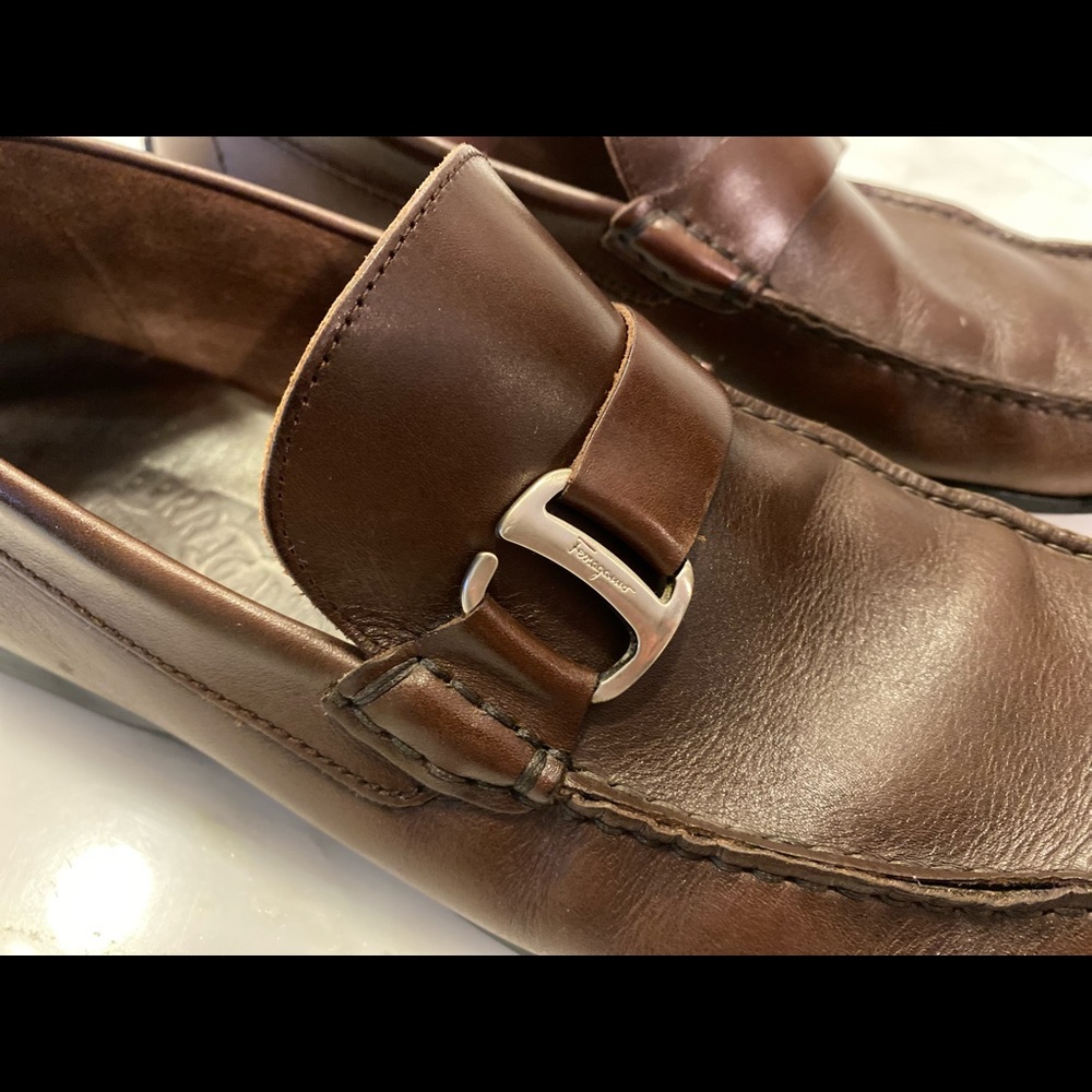 Men’s Salvatore Ferragamo Brown Leather Loafer Buckle 9.5D Shoe Driving Moccasin